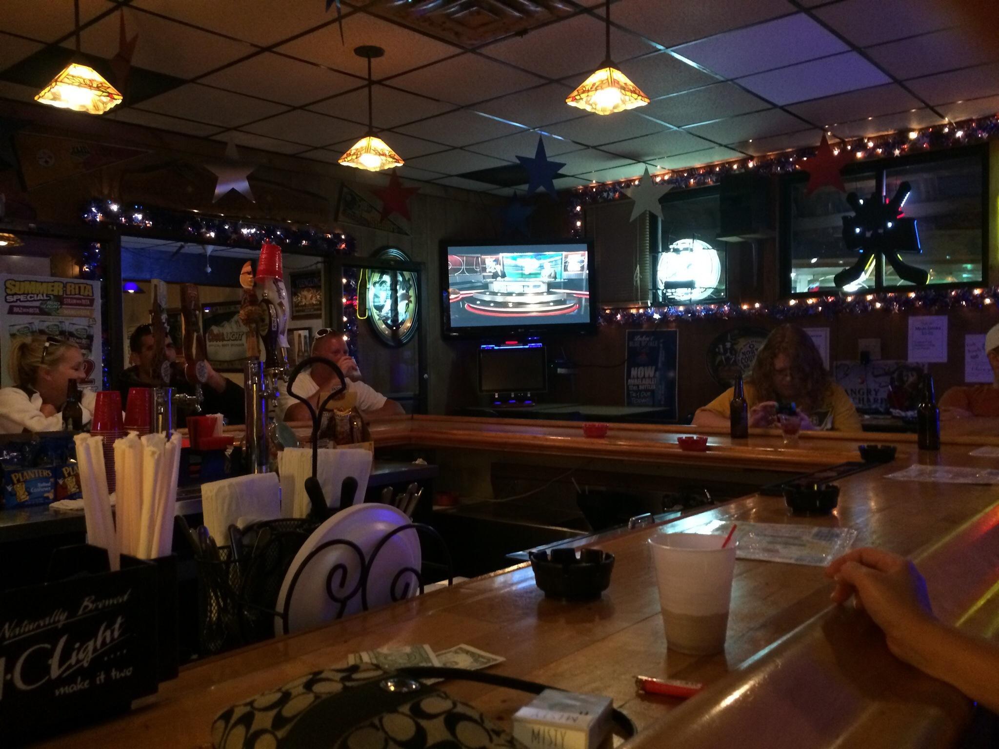 All Stars Bar & Restaurant