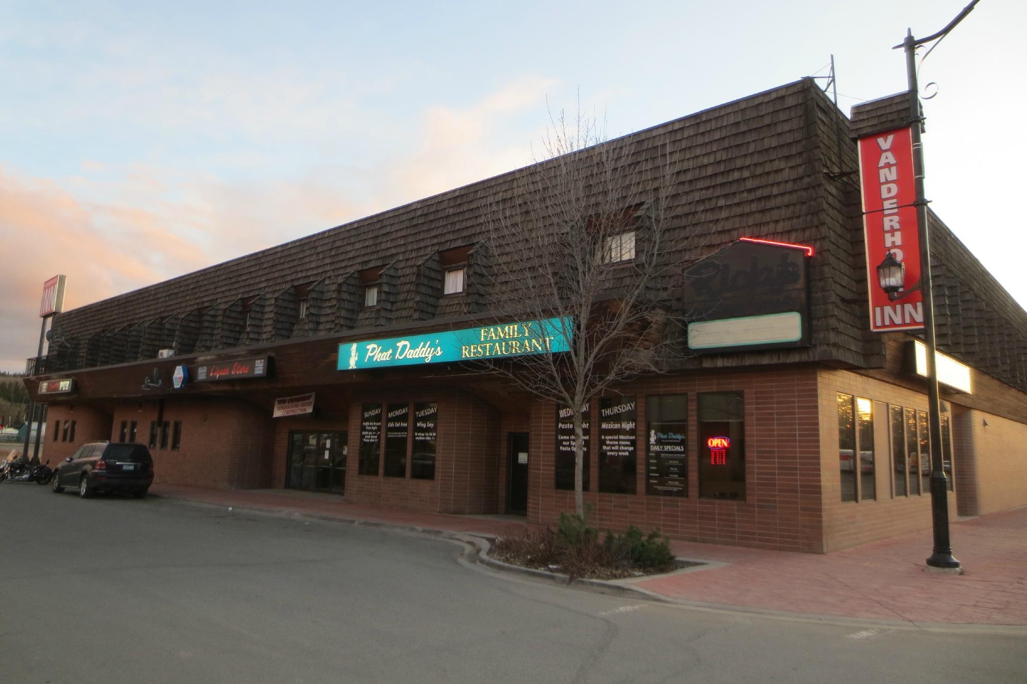 Vanderhoof Inn