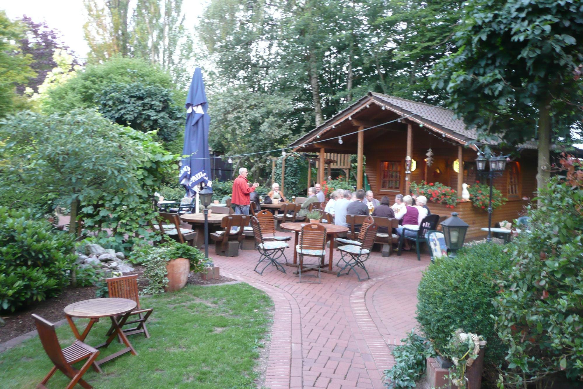 Photo by Hans Gerd M