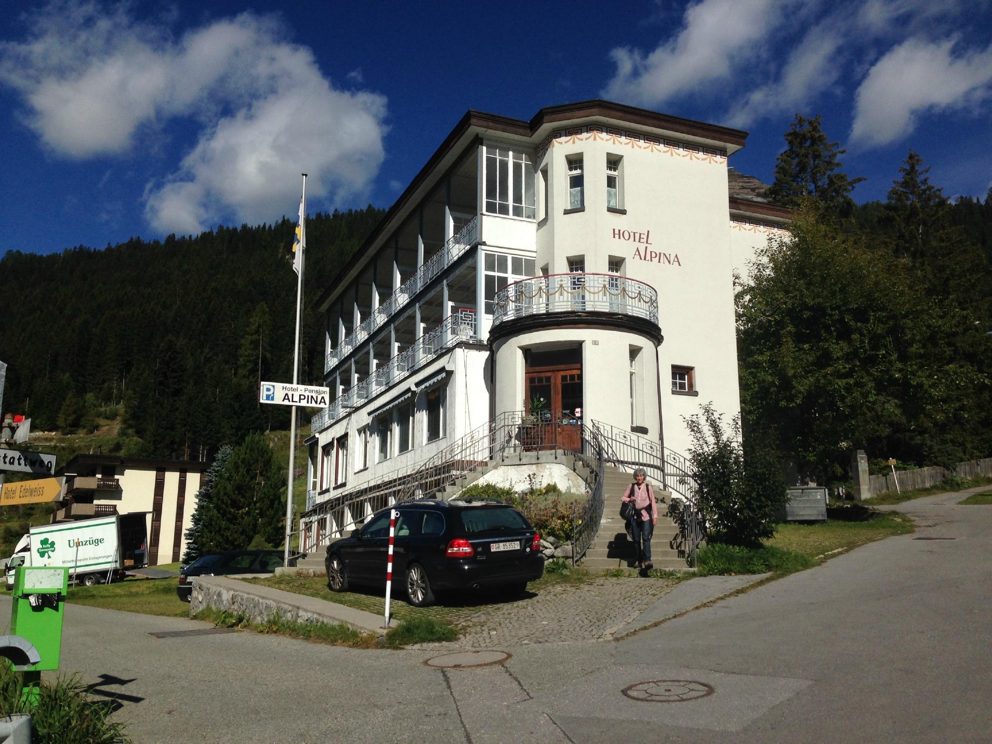 Hotel-Pension Alpina