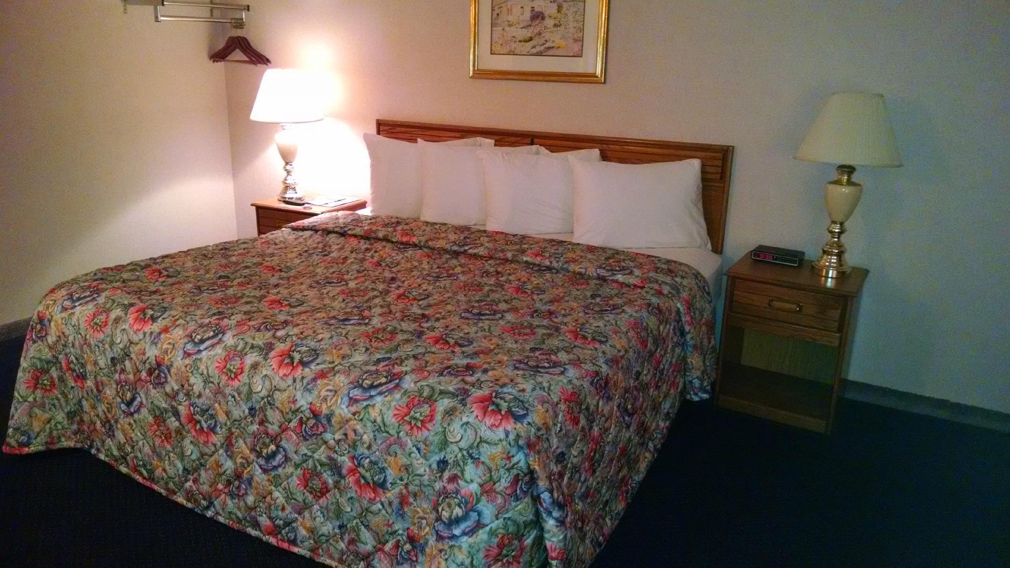 Crystal Inn on the Parkway