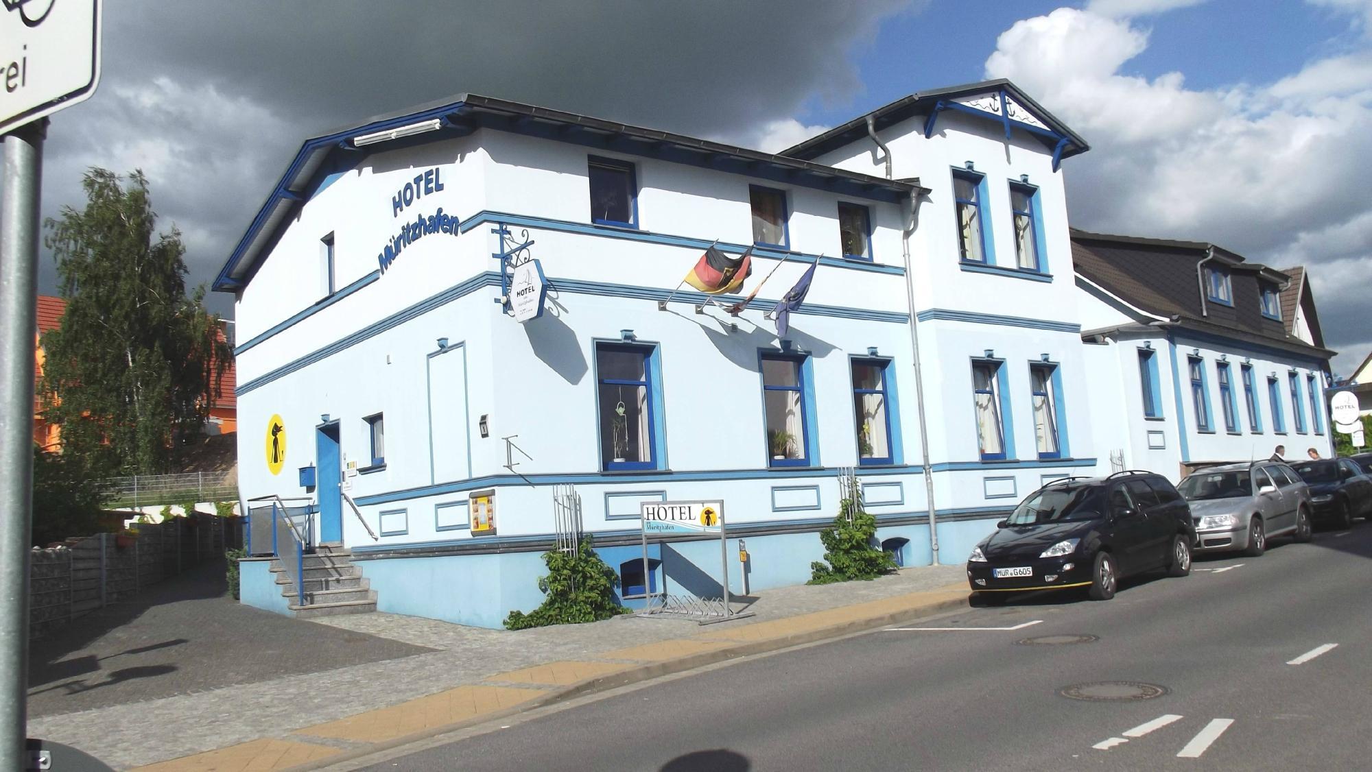 Hotel Am Müritzhafen Garni