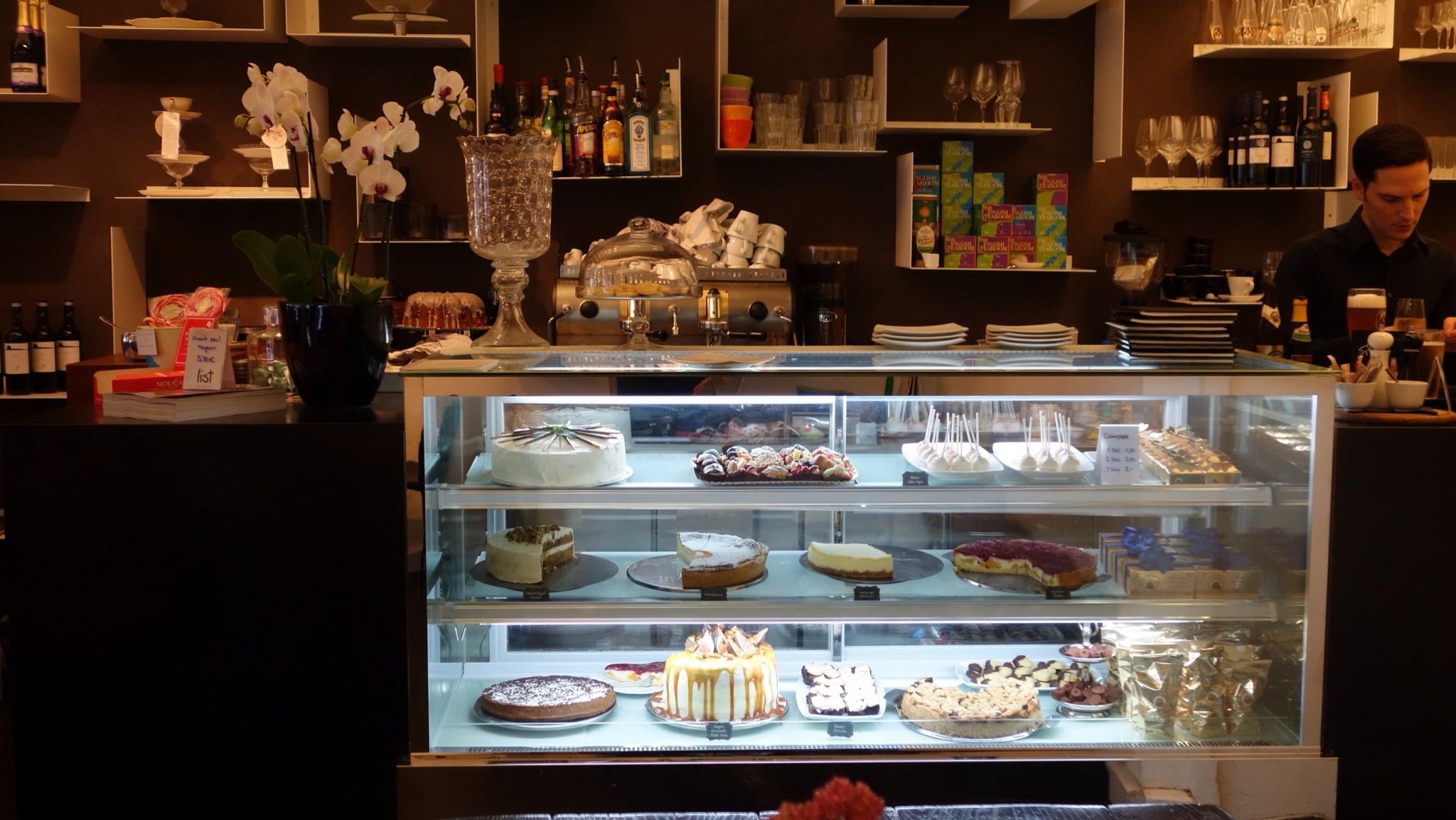 LIST Cafe • Bar • Bistro