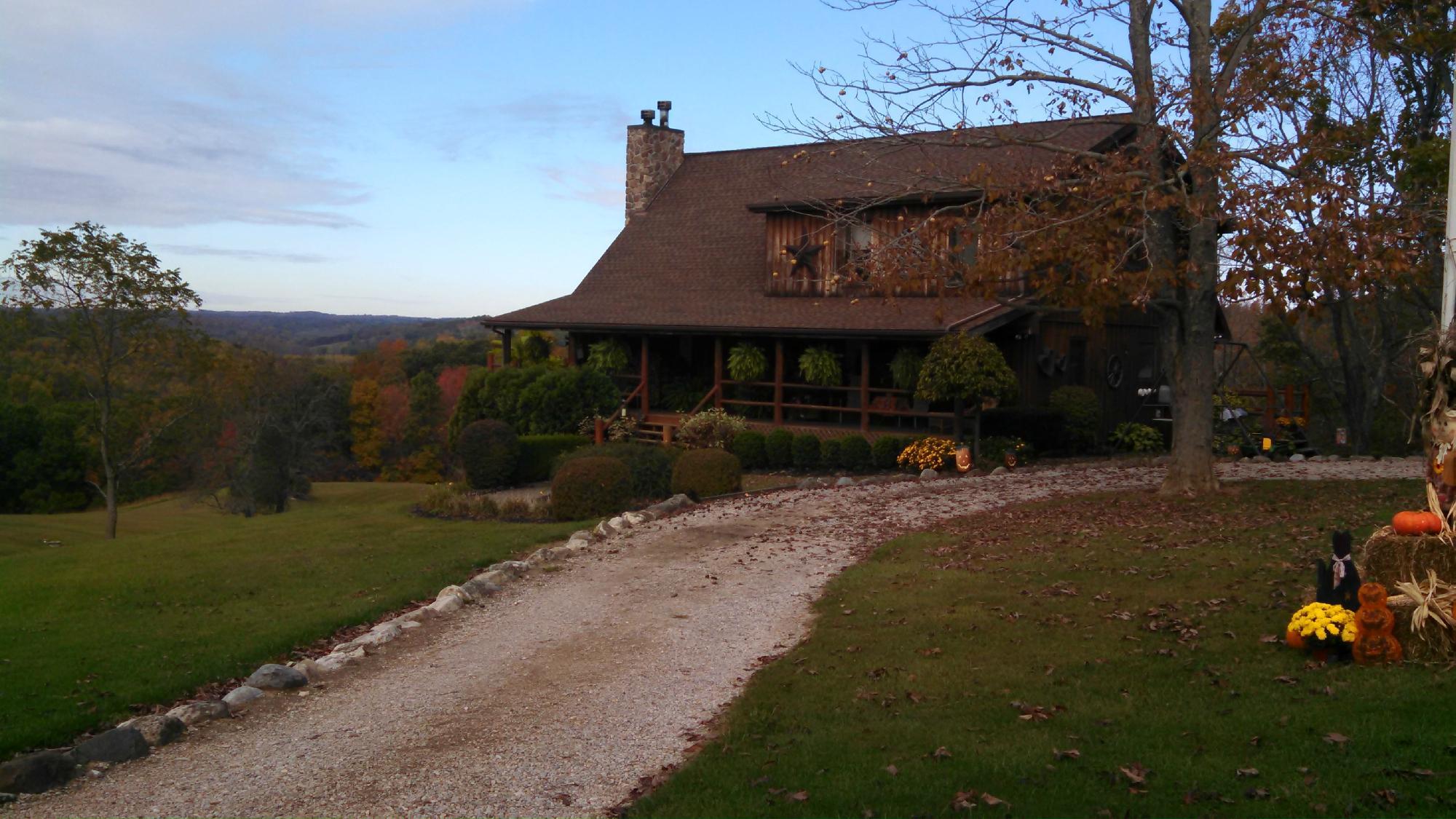 Hocking Hills Cabins