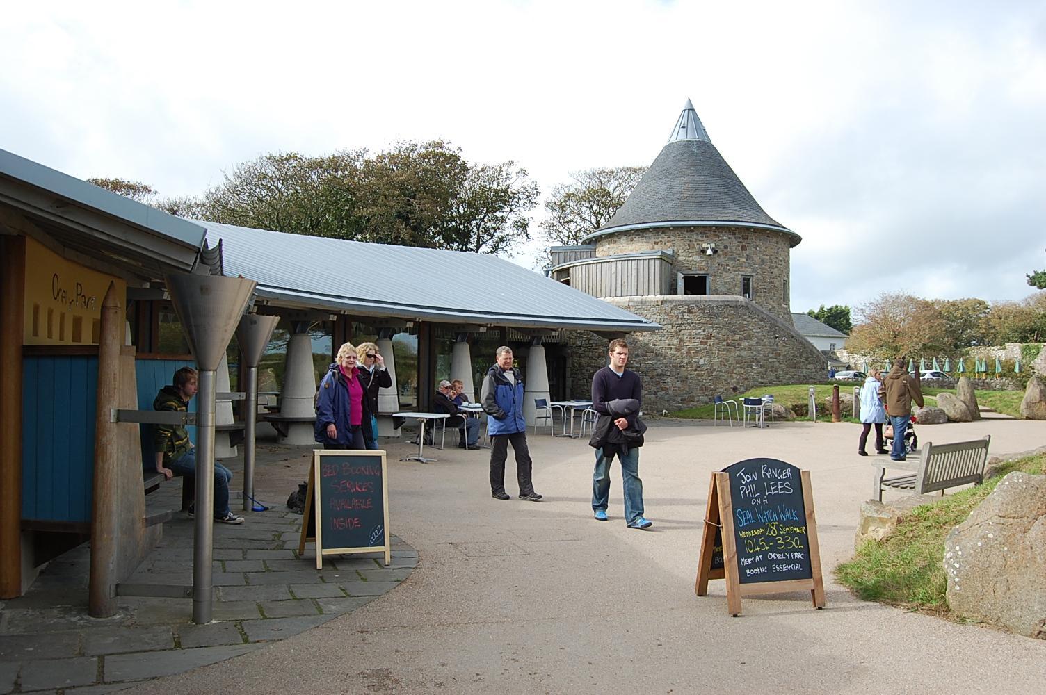 Oriel y Parc Landscape Gallery and Visitor Centre