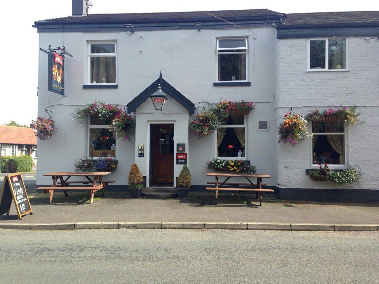 The smiths arms
