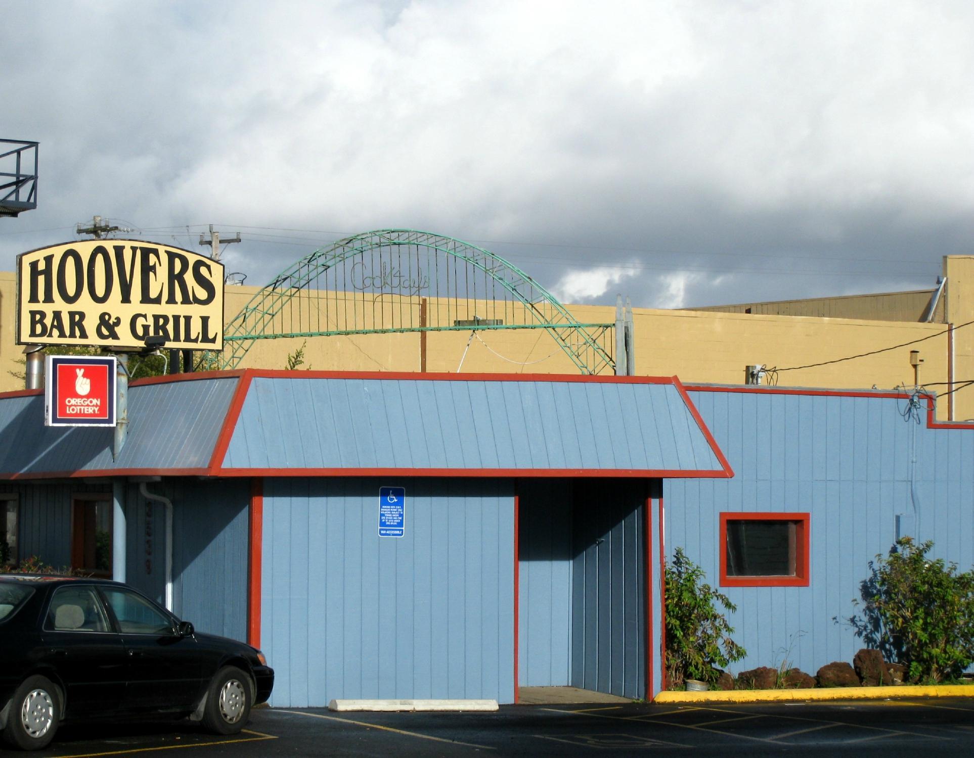 Hoovers Pub & Grill