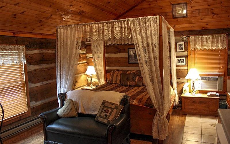 Miss Caroline's Country Cabins