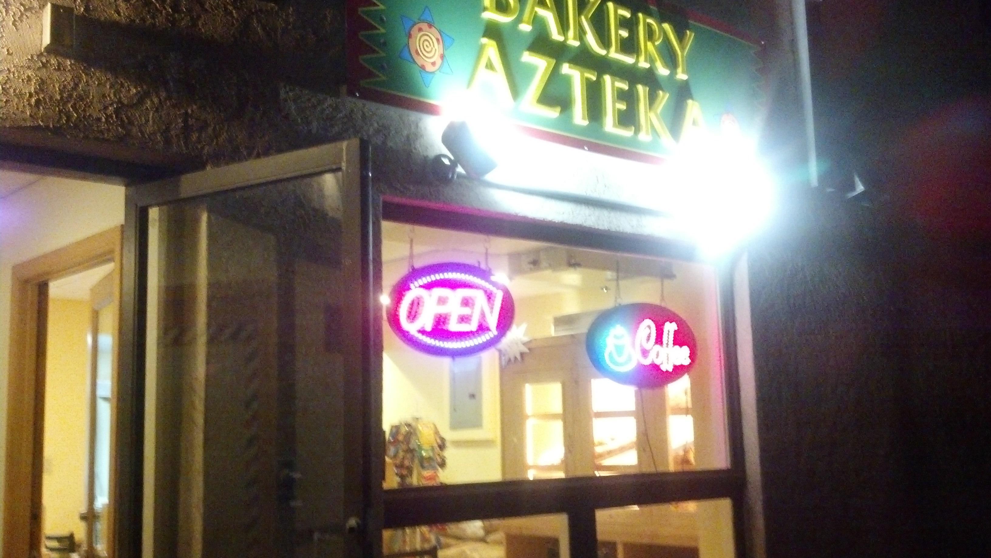 Panaderia Azteka