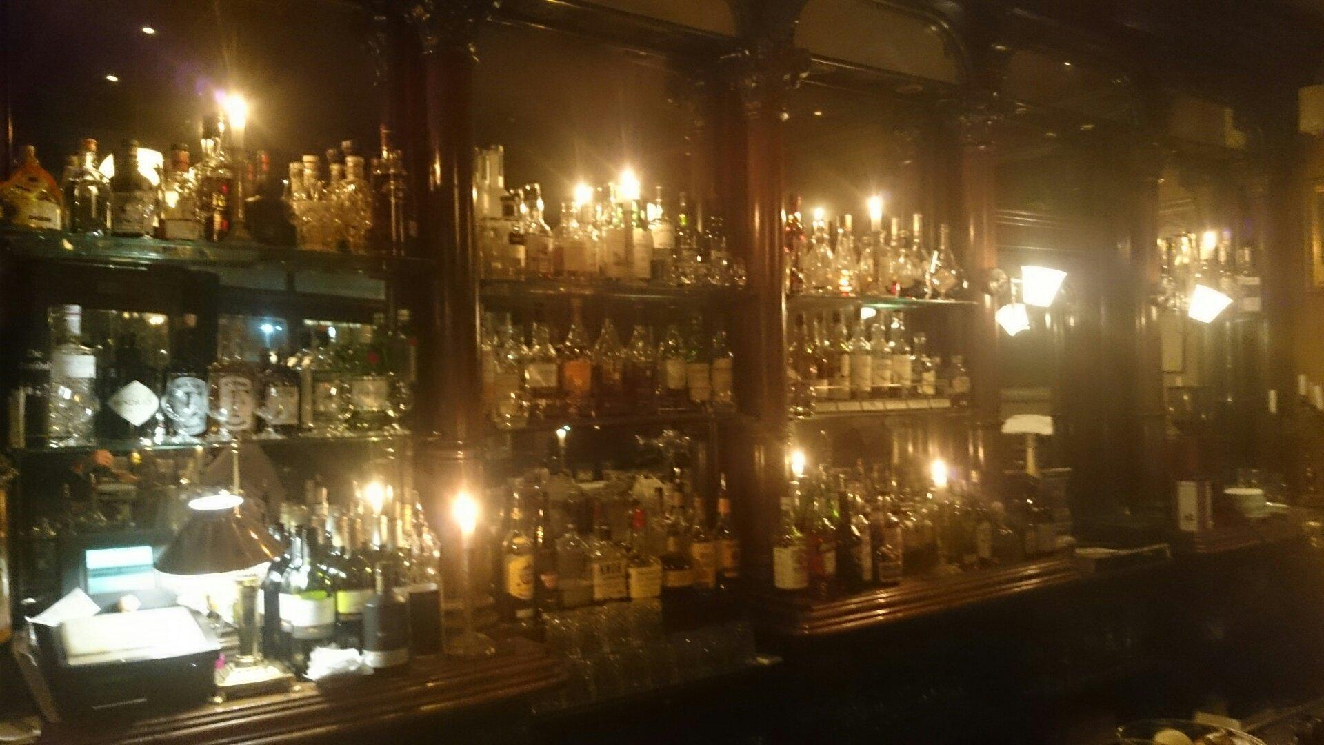 Van Gogh Piano- und Cocktailbar