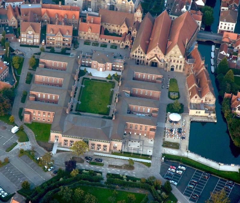 Traeghe Genuine Arts