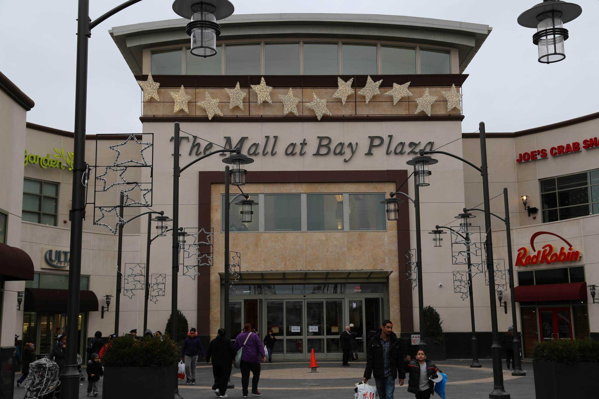 The Mall at Bay Plaza