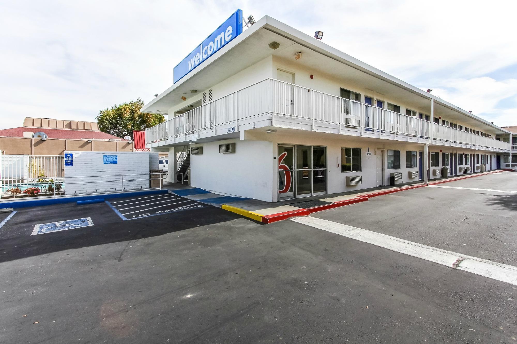 Motel 6 Santa Clara
