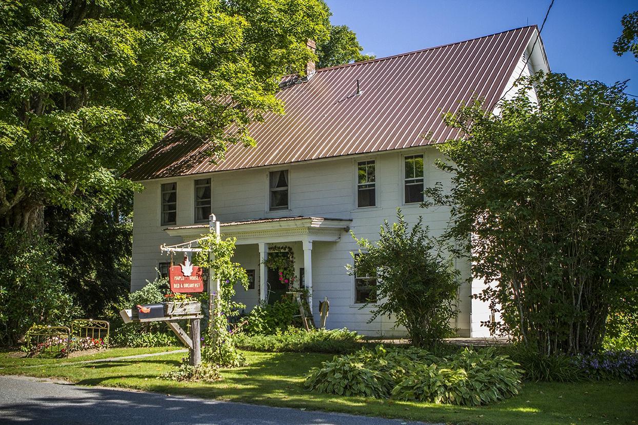 Maple House Bed & Breakfast