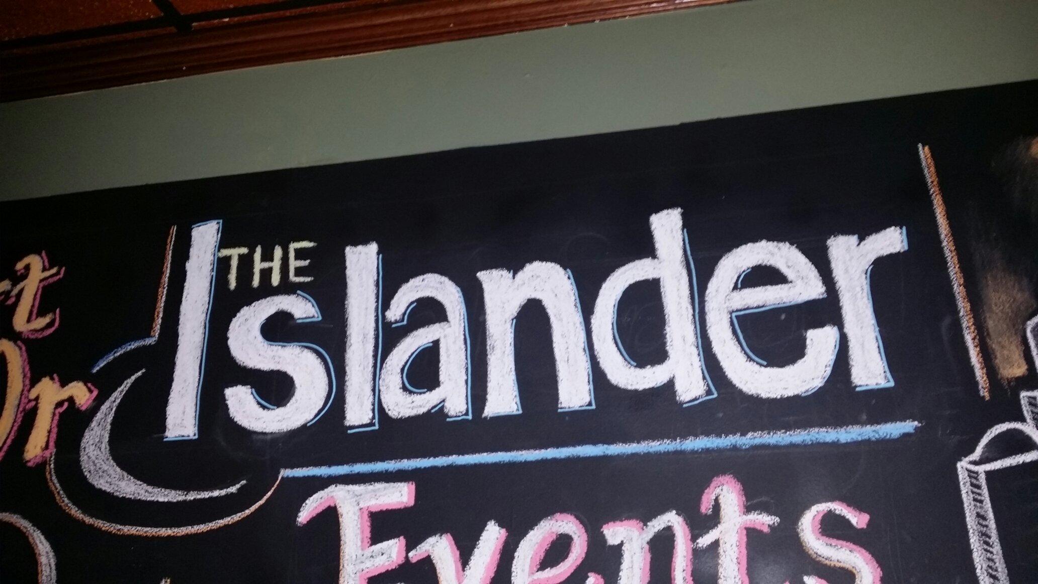 Islander Bar & Grille
