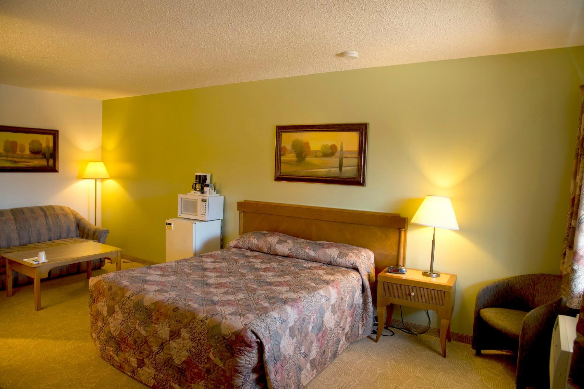 Canadas Best Value Inn Whitecourt