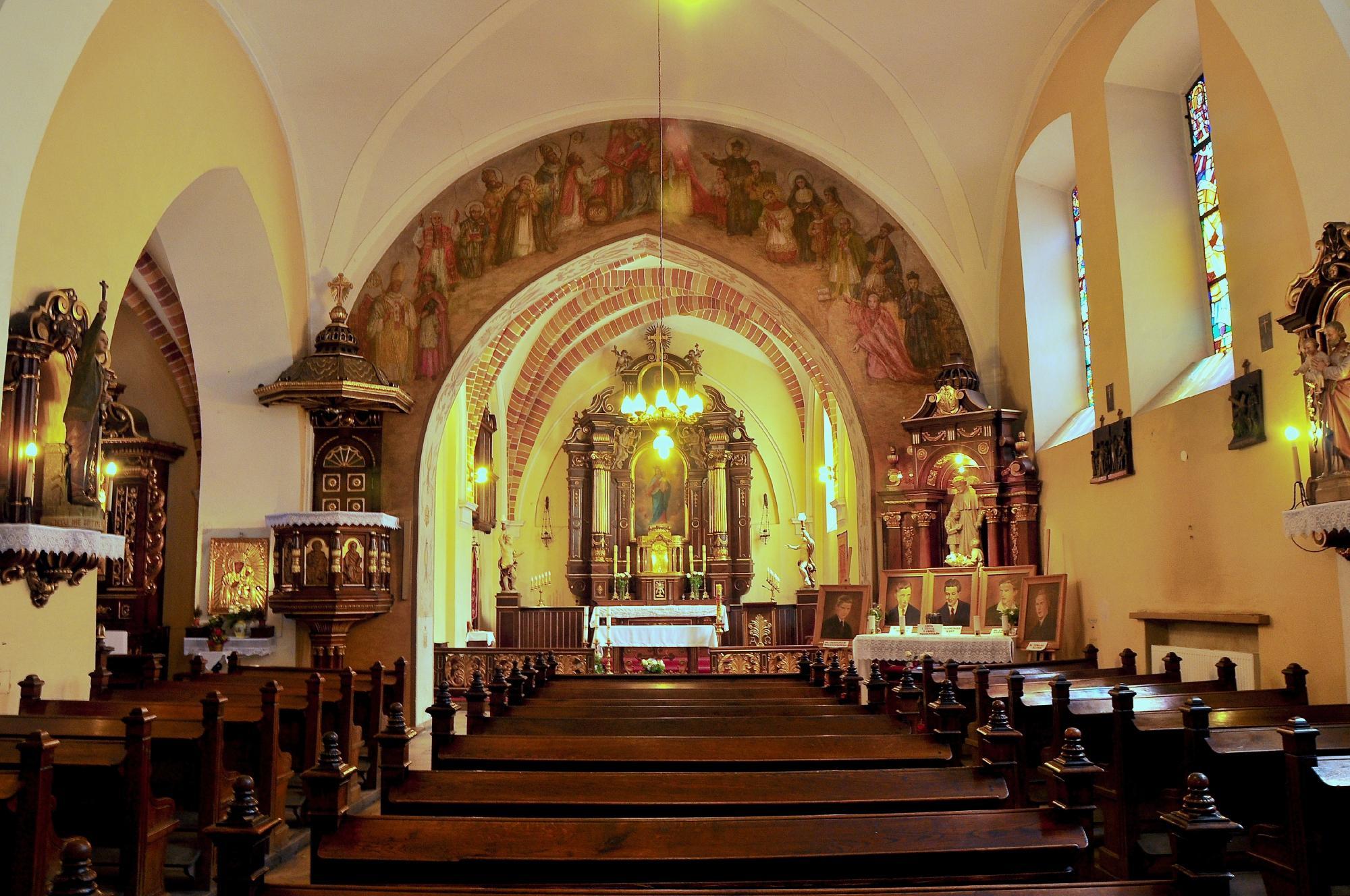 Kosciol Najswietszej Marii Panny Wspomozycielki Wiernych