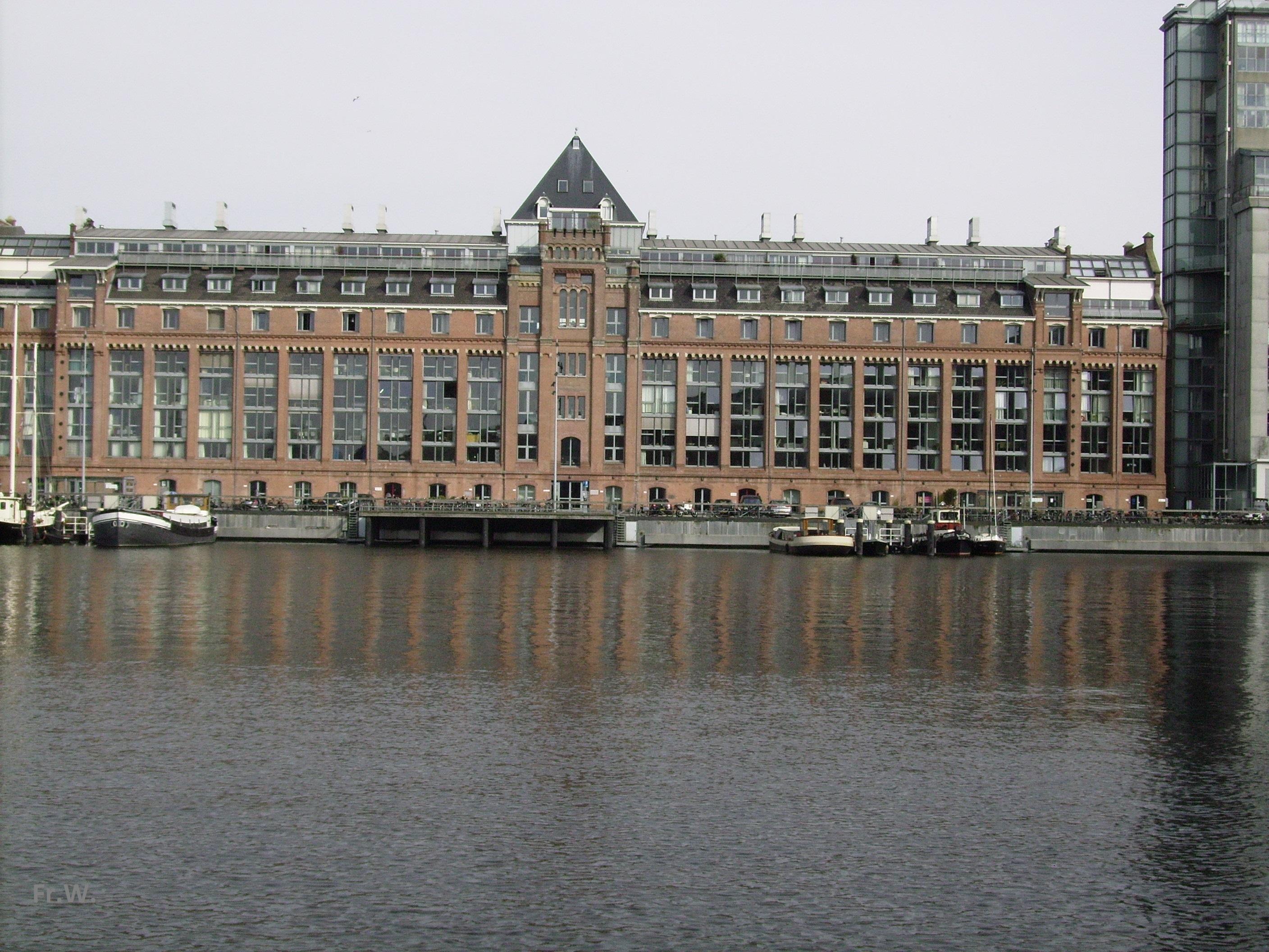 The Islands (De Eilanden)