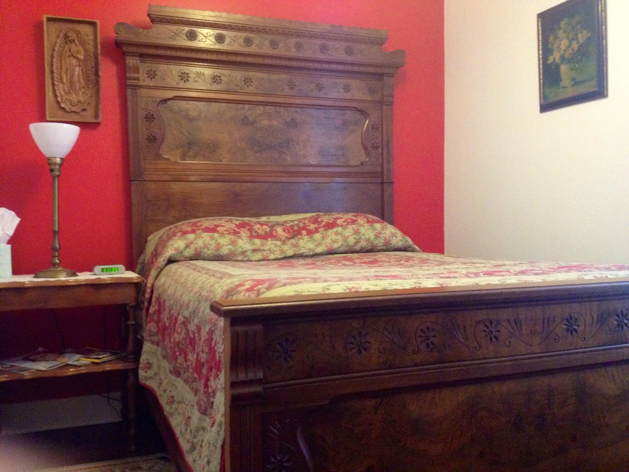 Old Mission House Bed & Breakfast