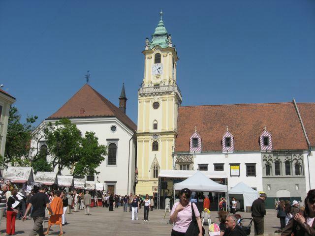 Luka Tours - Bratislava Sightseeing