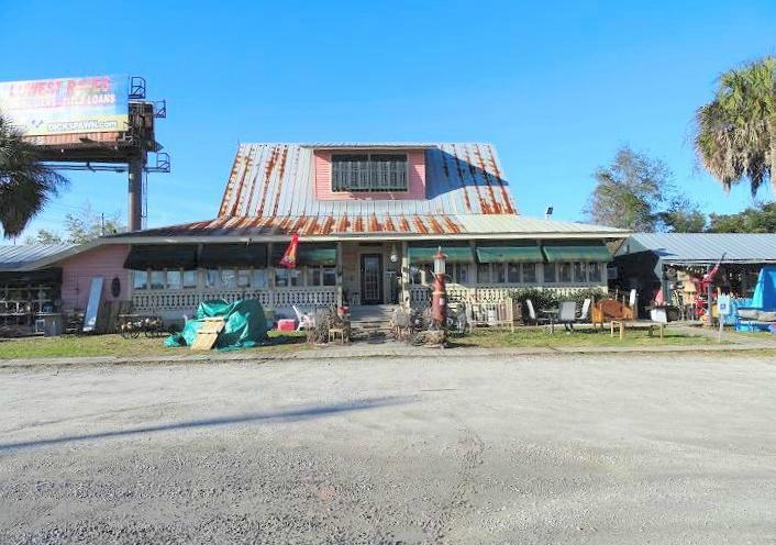 Little River Antiques & Collectables