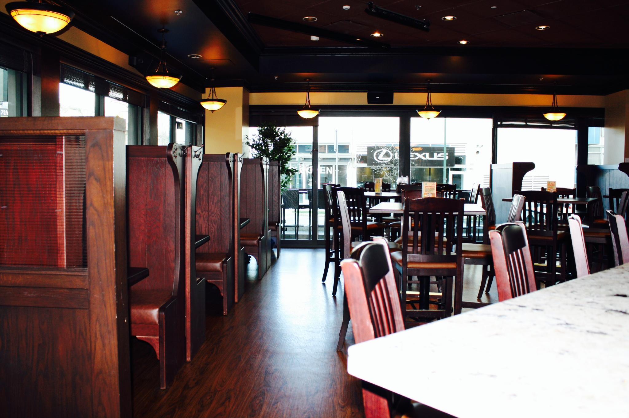 Carlos O'Bryan's Neighborhood Pub