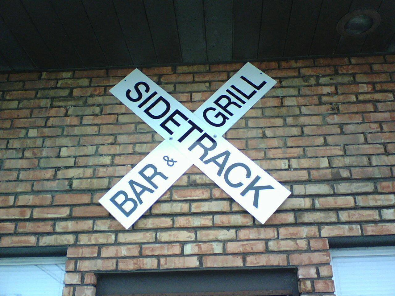 Sidetrack Bar & Grill