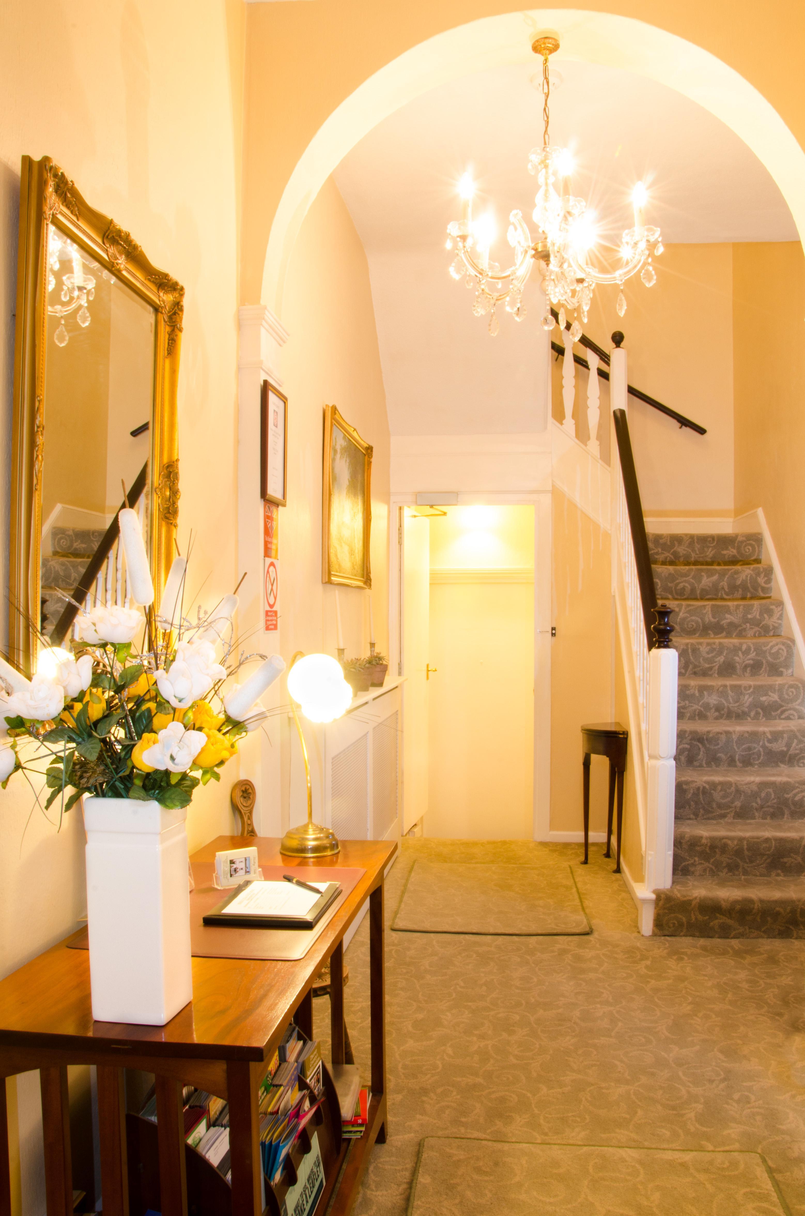 Hedley Villa Guest House