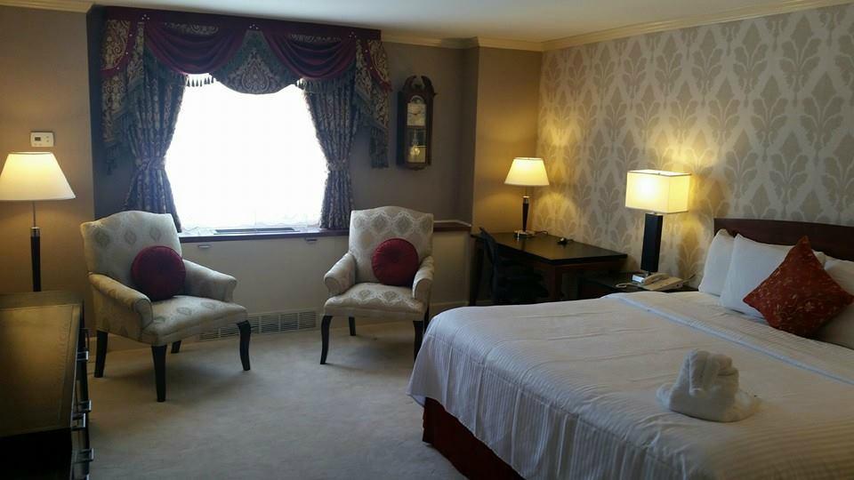 The Drake Oak Brook, Autograph Collection