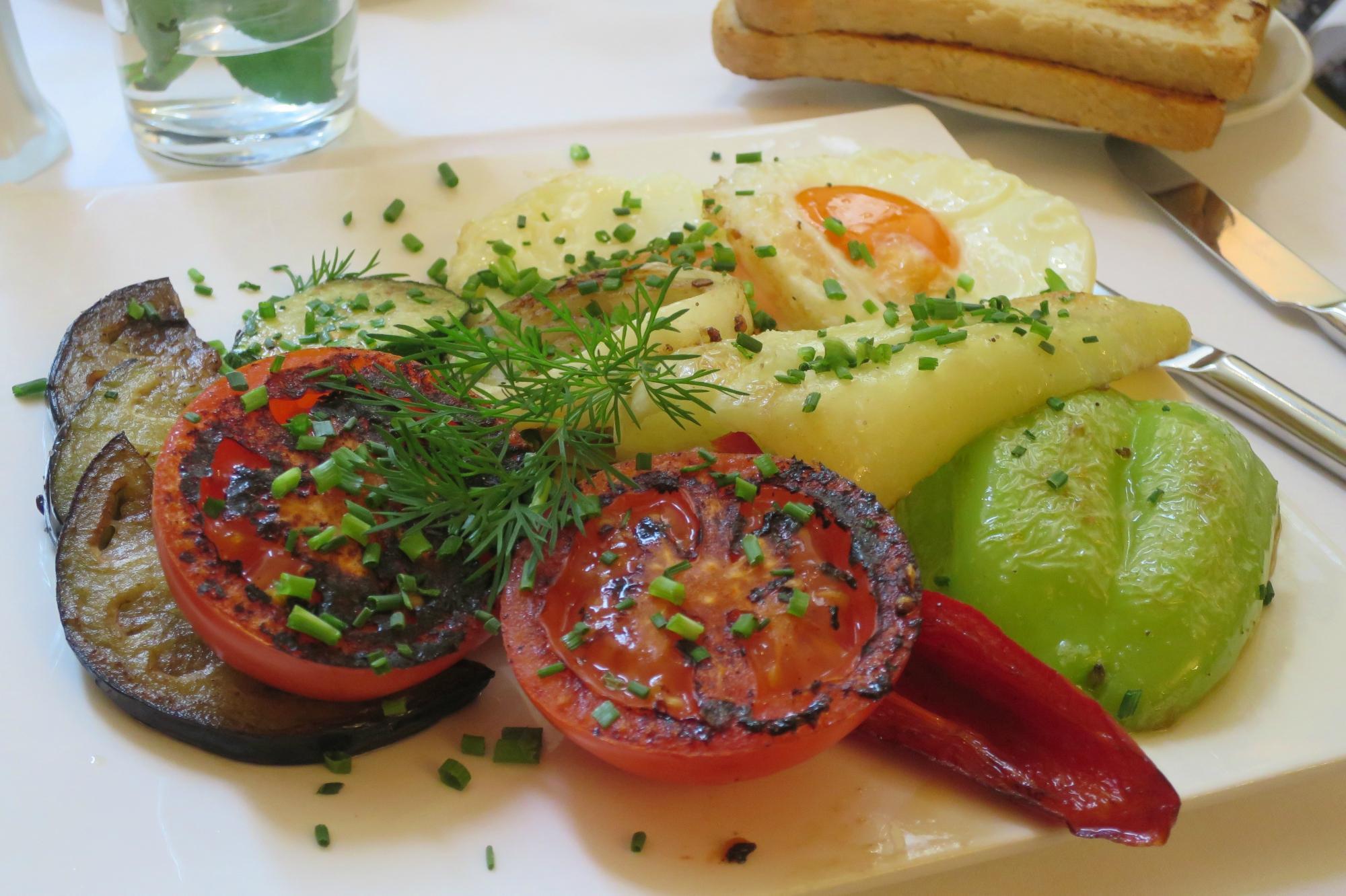 Haas & Haas Colonial Teahouse