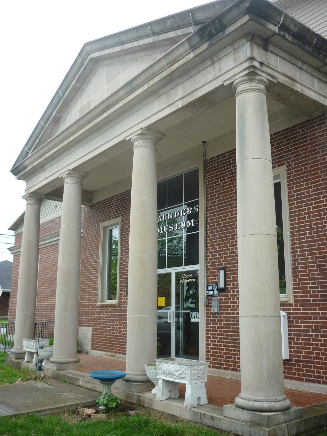 Saunders Museum