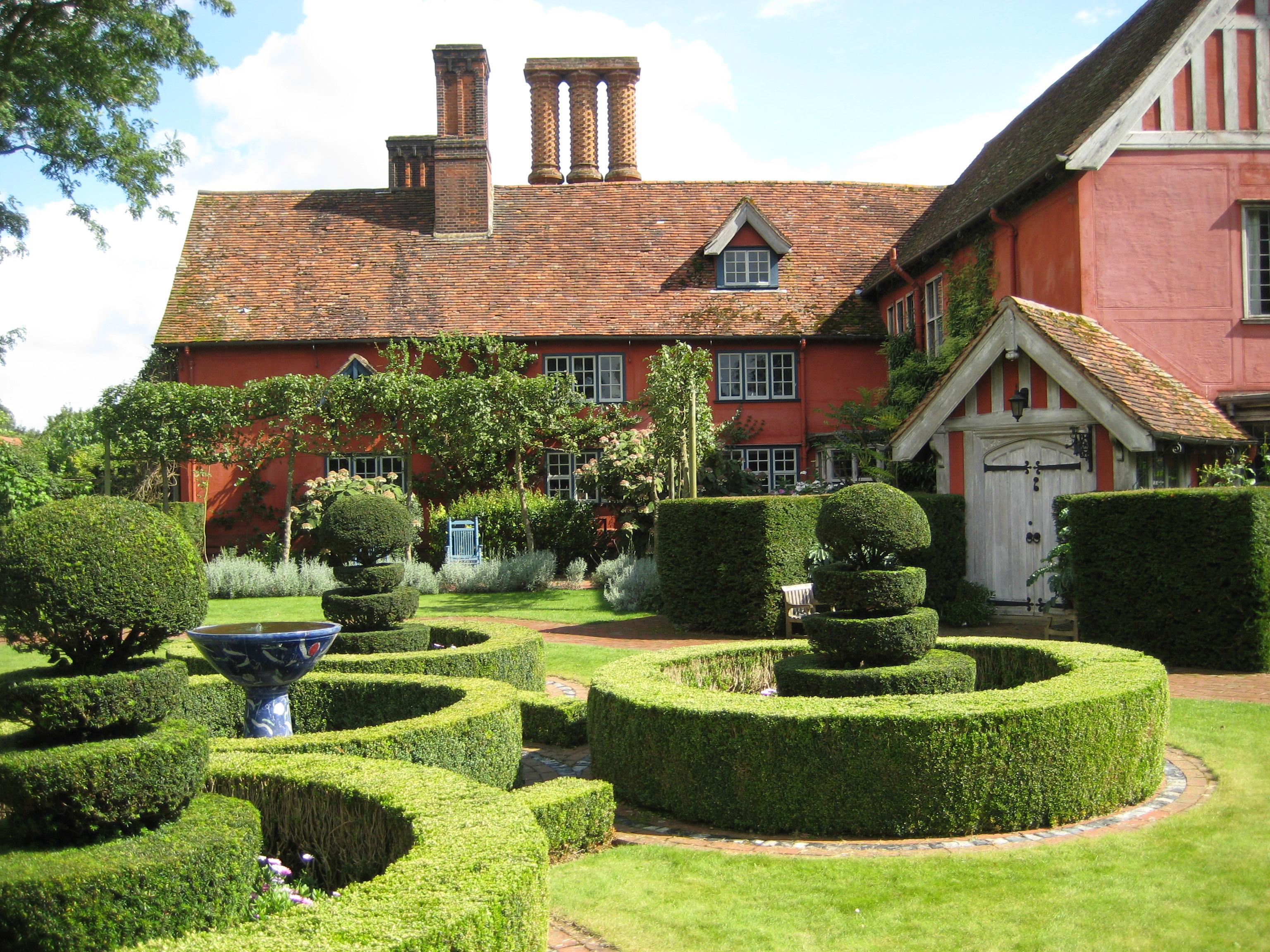 Wyken Vineyards - Gardens & Country Store