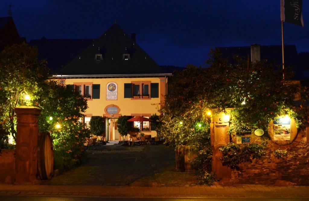 Weingut Staffelter Hof