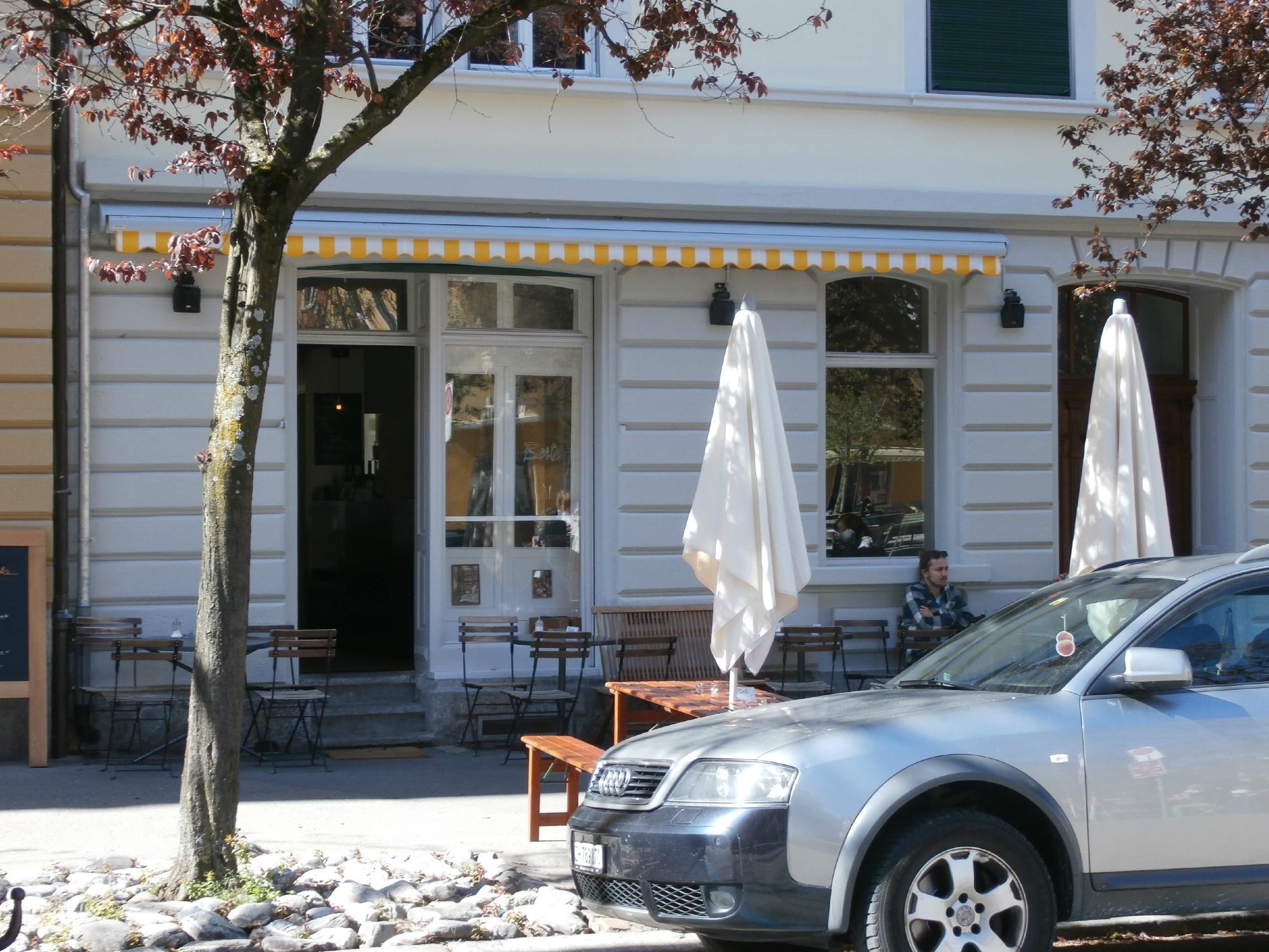 Photo by FormerCaliBoy