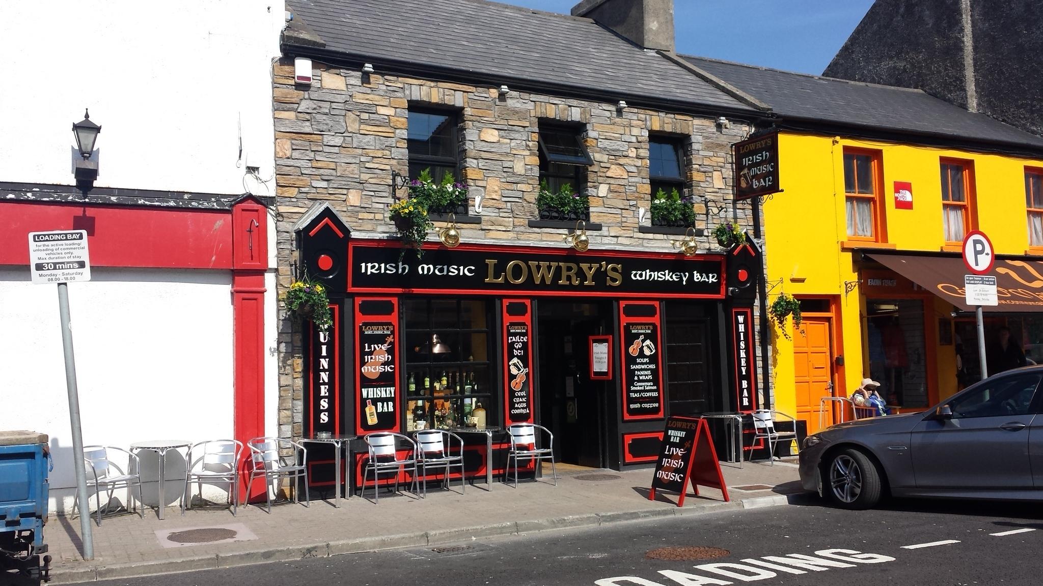 Lowry's Bar