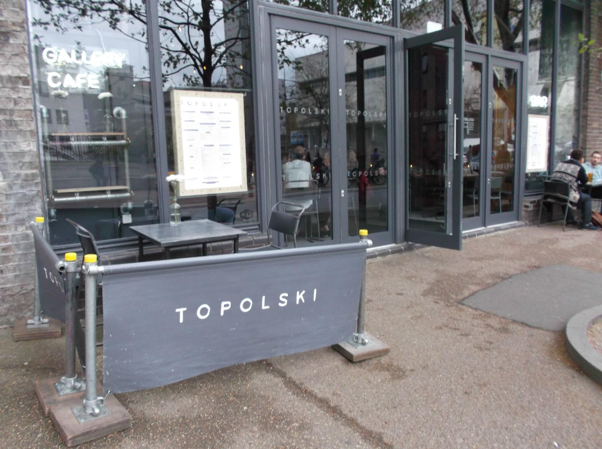 Topolski Bar and Cafe