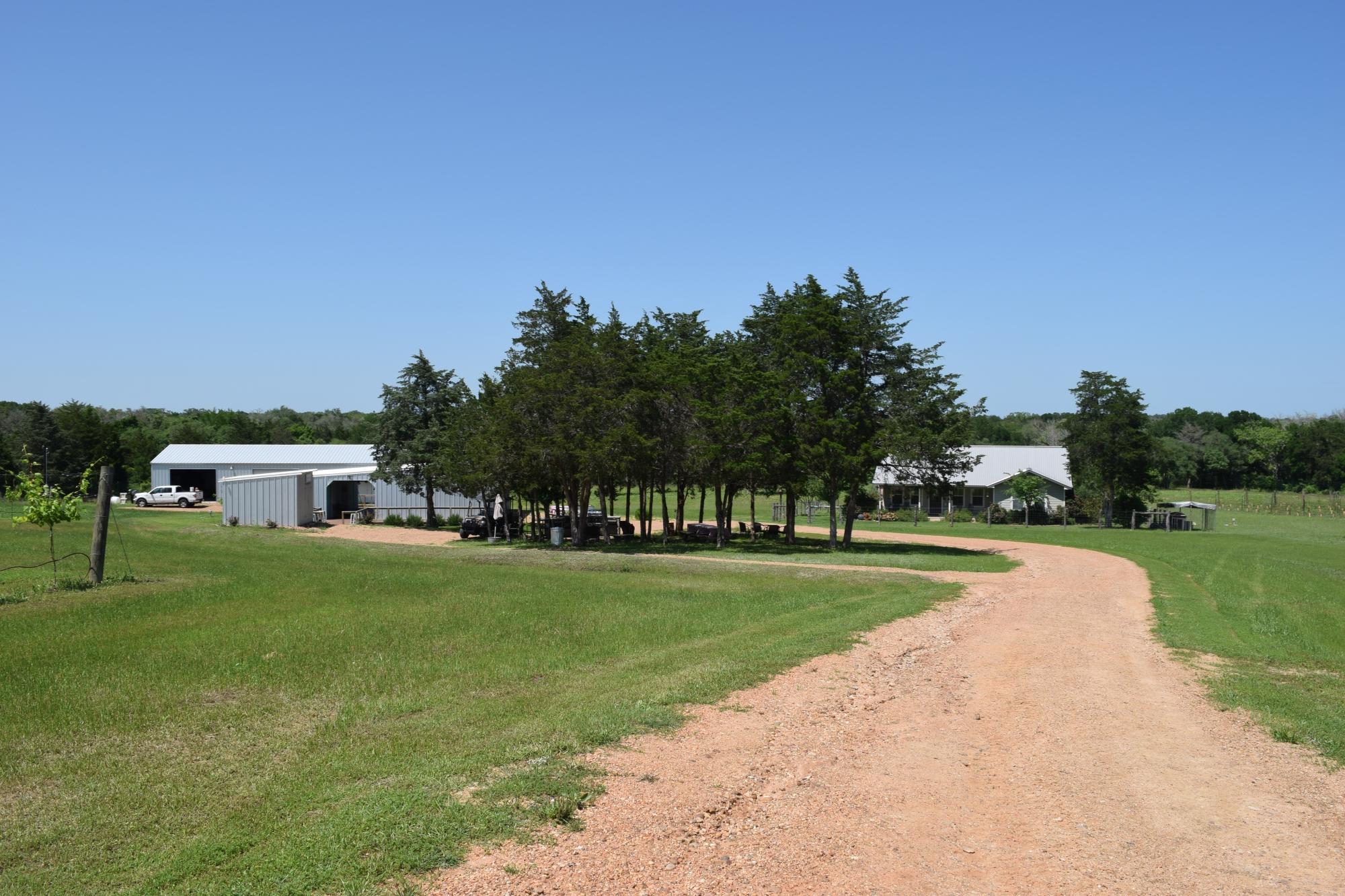 Majek Vineyard & Winery