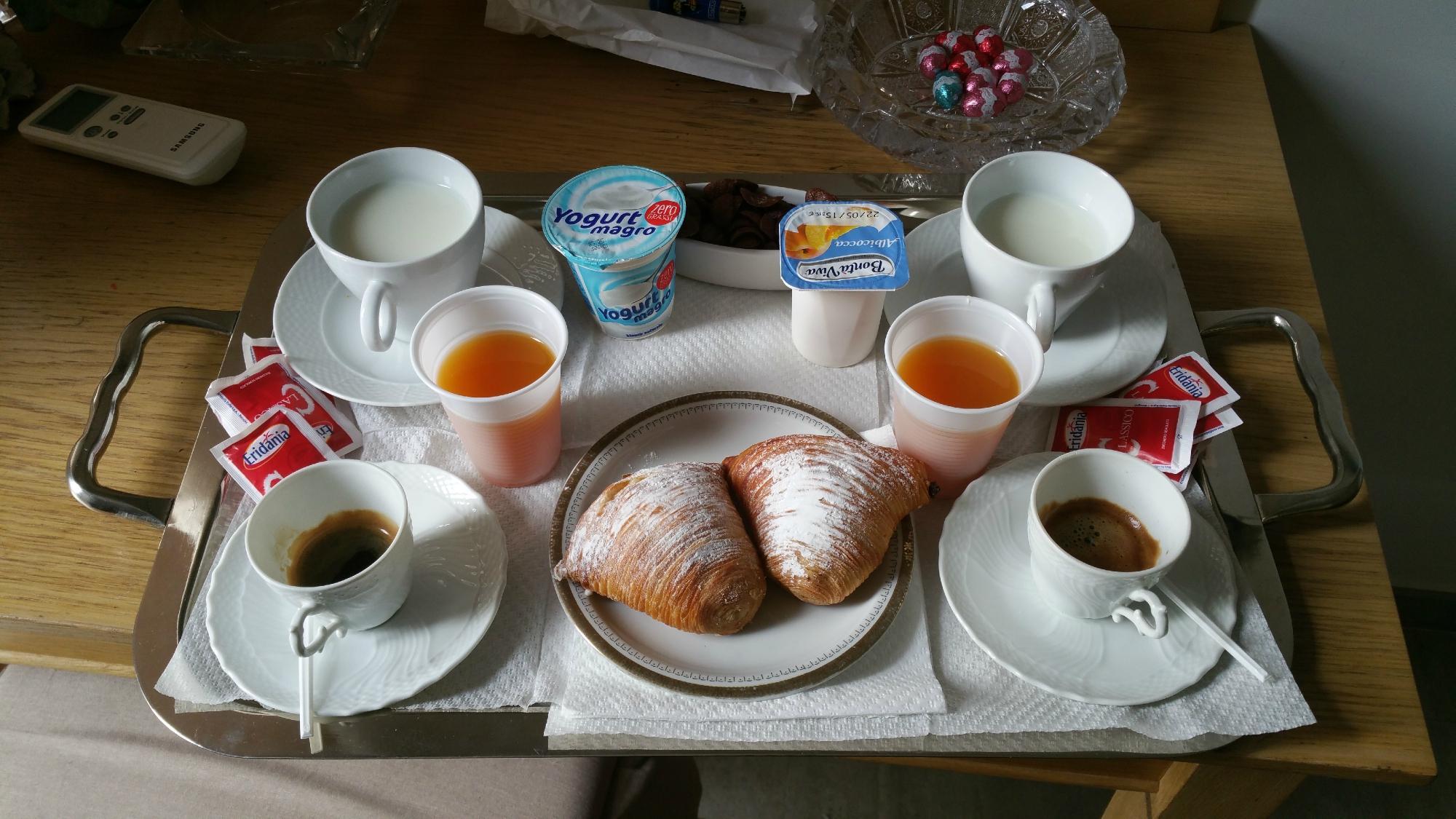 B&B International Naples