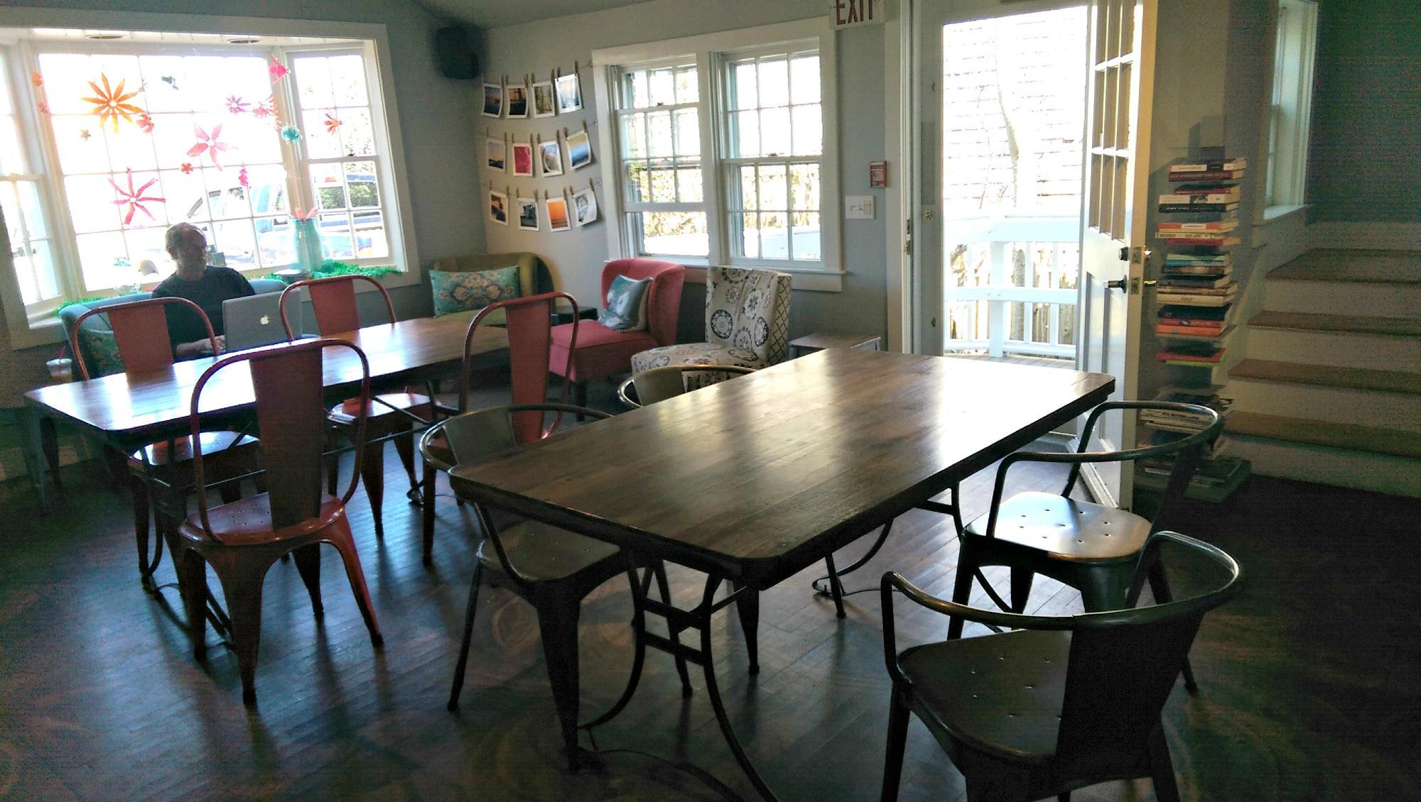 Handlebar Cafe