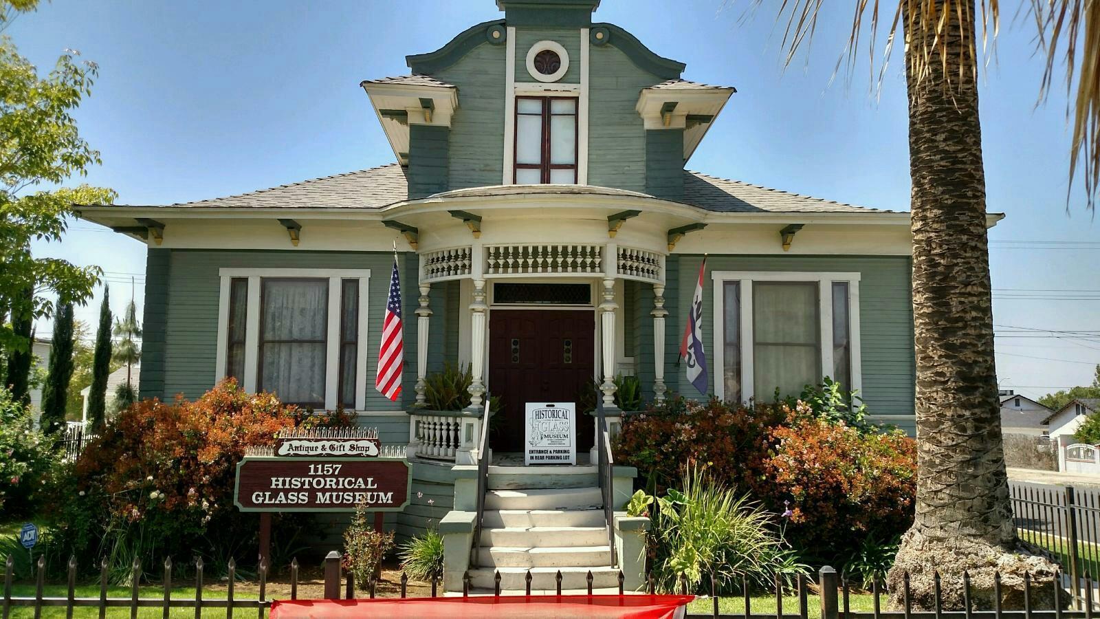 Historical Glass Museum