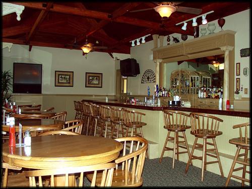 Gator Cove Bar & Restaurant