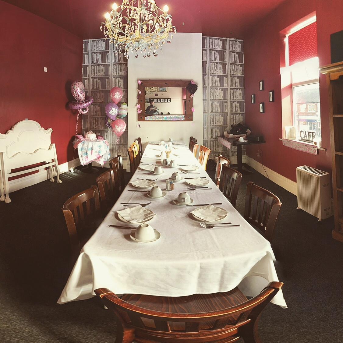 Darby's Coffee & Arts Lounge