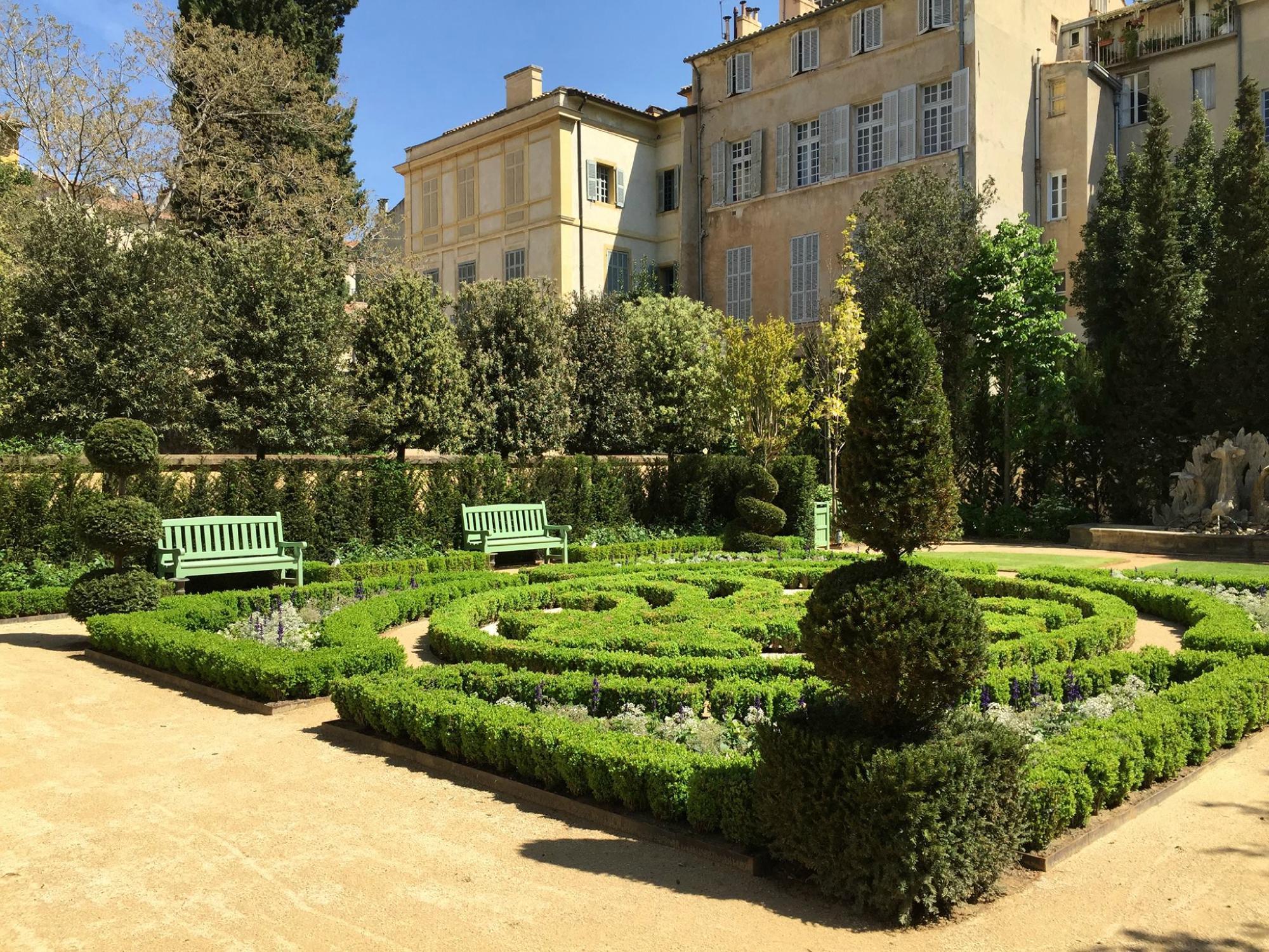 Hotel de Caumont - Art Centre