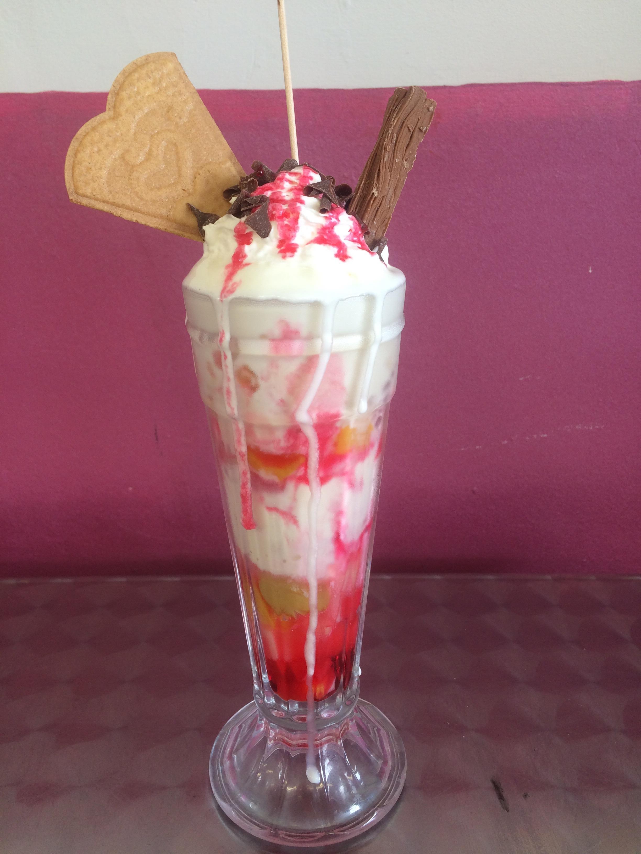 Tom & Erin's Cafe & Ice Cream Parlour