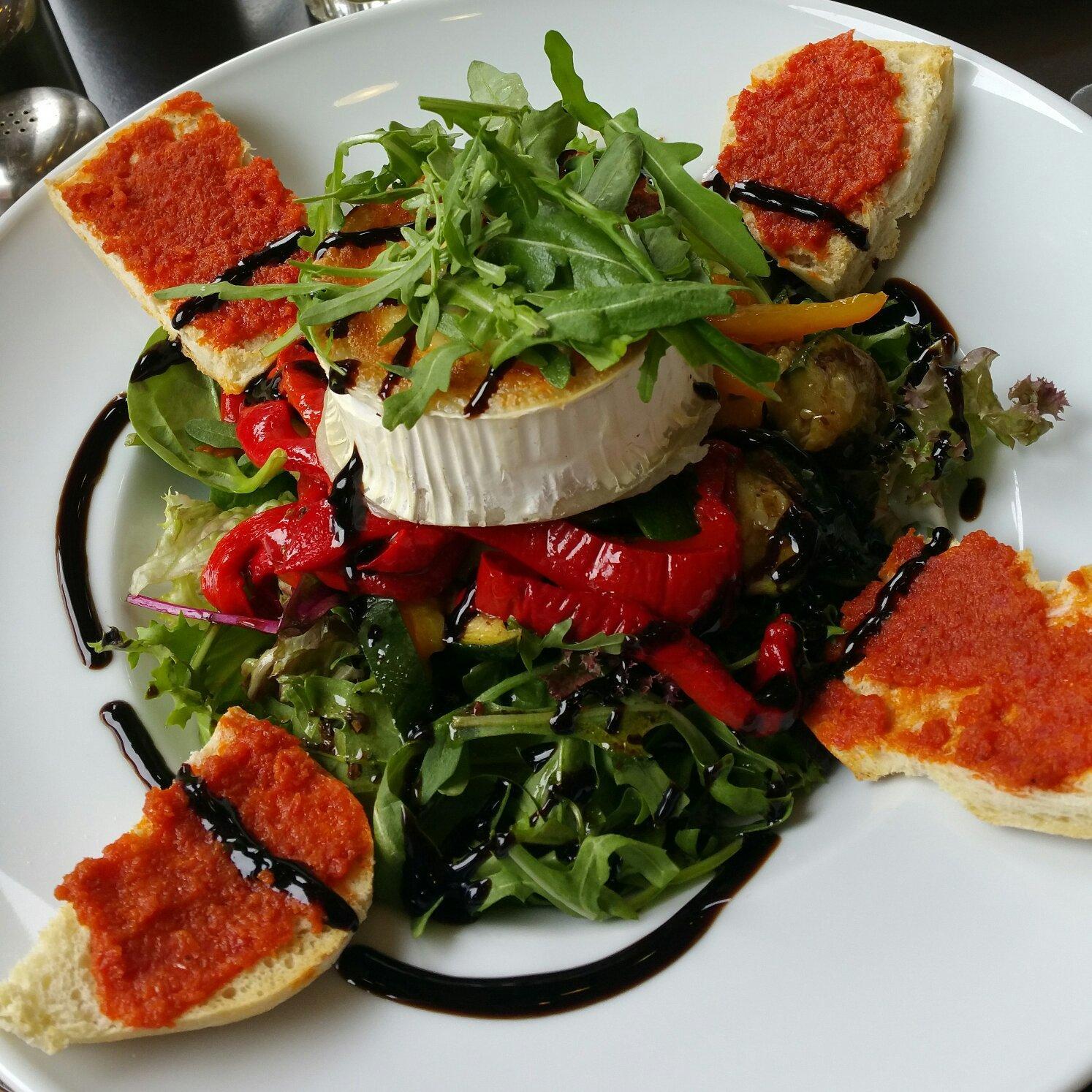 The Dukes Head Public House