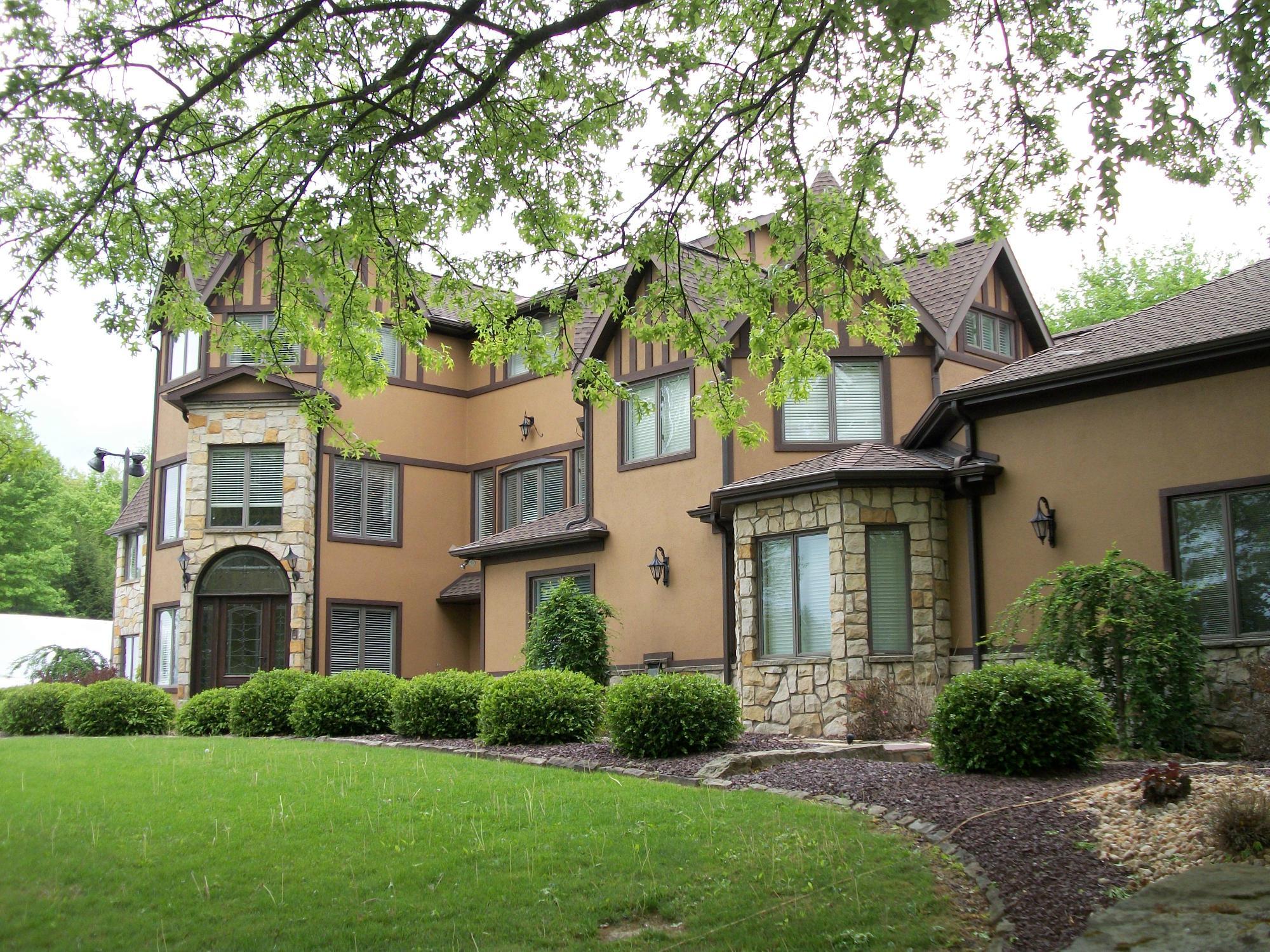 The Grand Estate at Hidden Acres