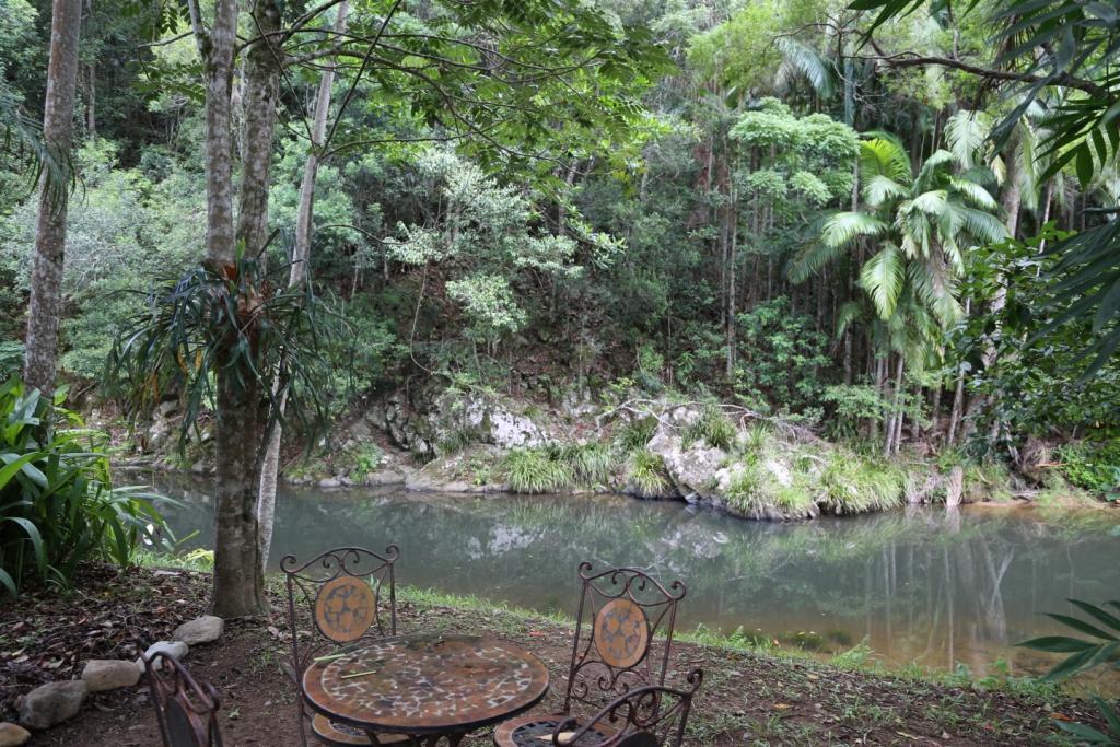 Cottages on the Creek