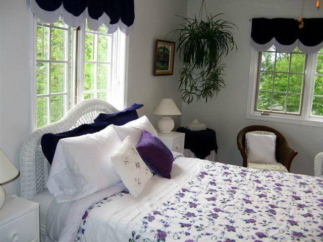 Breaside Court Bed & Breakfast
