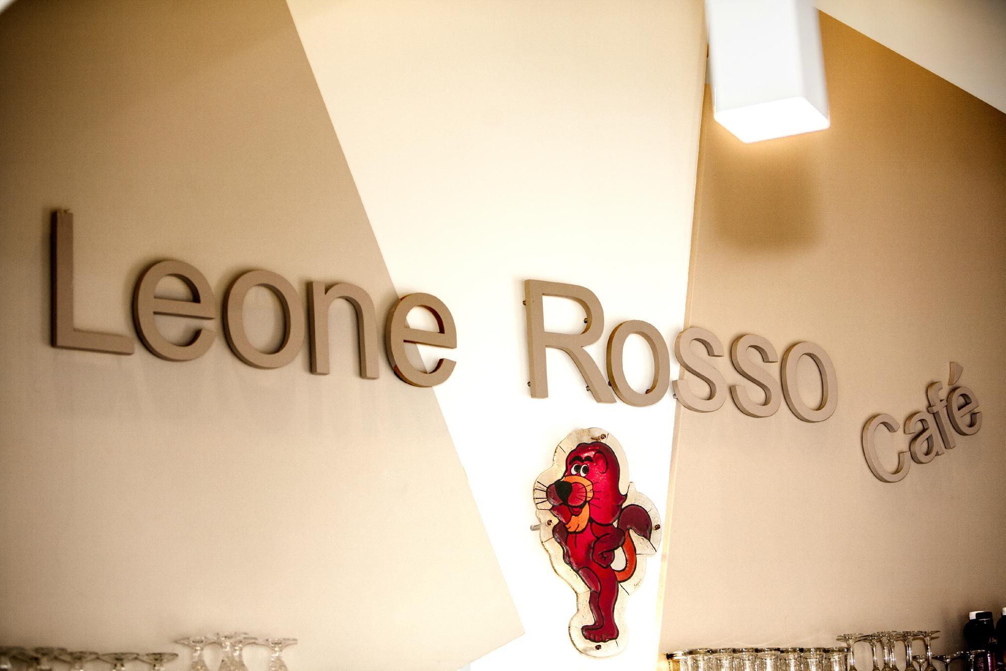 Leone Rosso Café