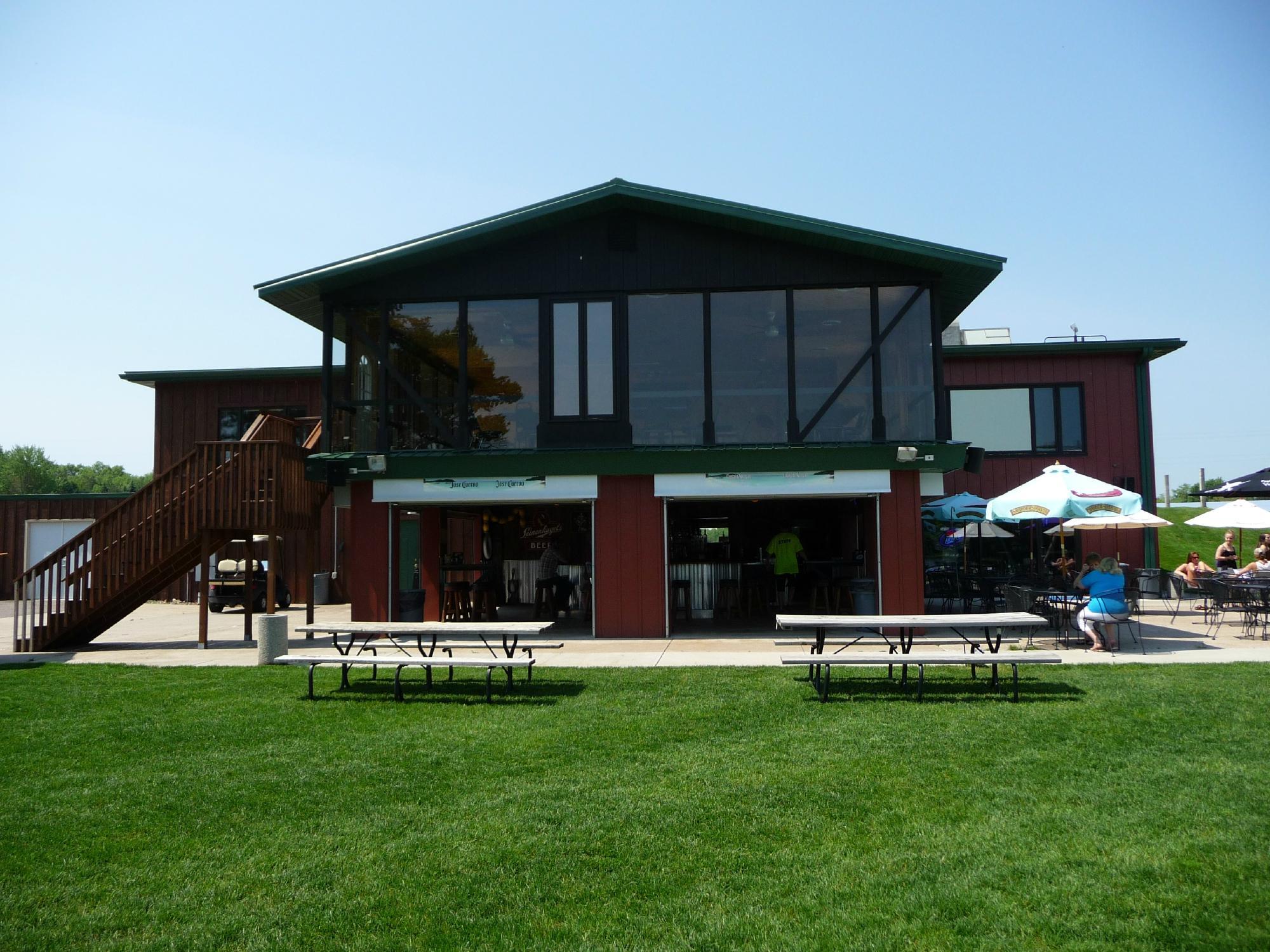 Tiki Beach Bar & Grill